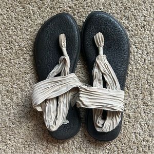 Sanuk Yoga Slings